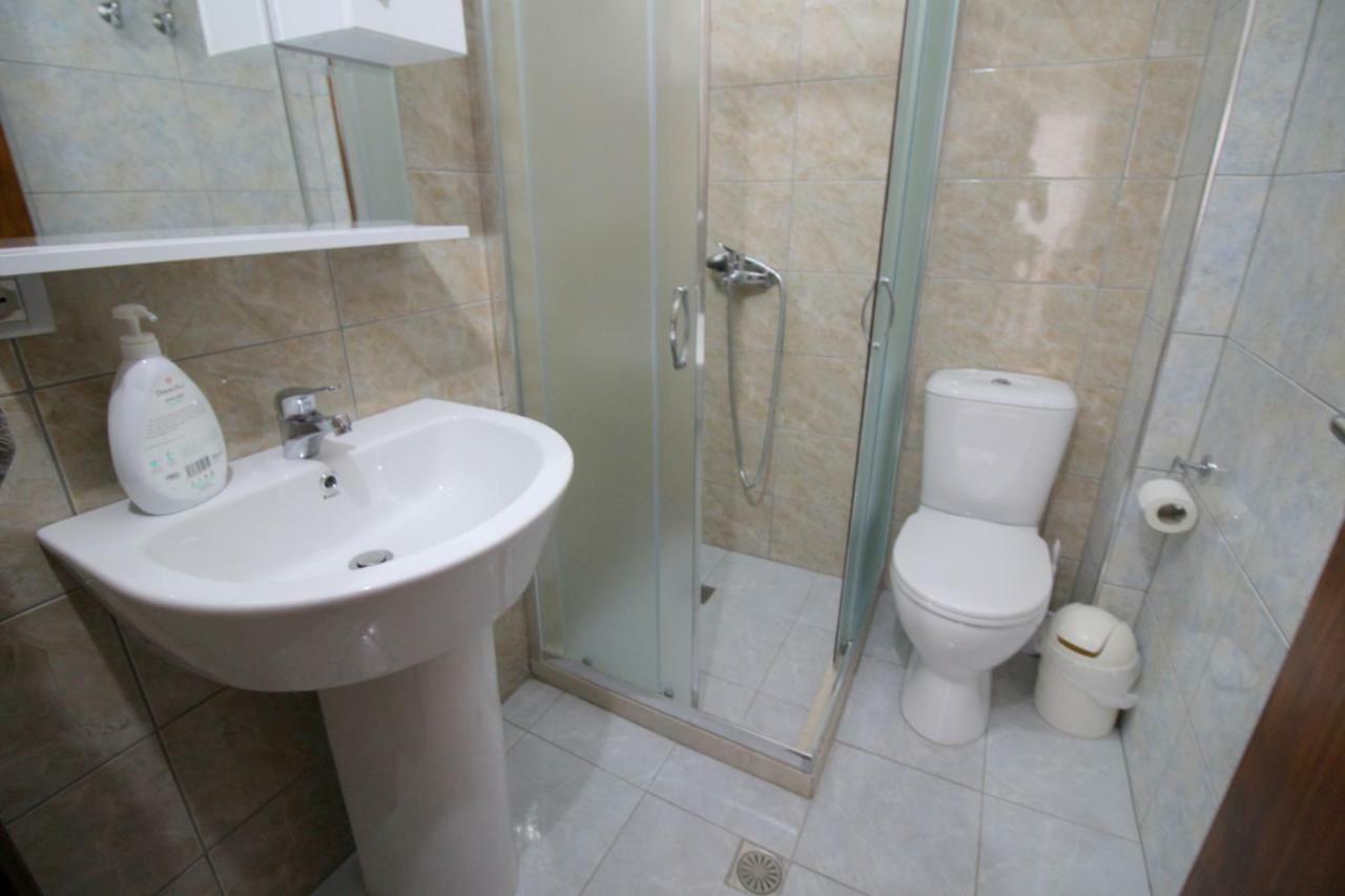Gregor Apartments Саранде Екстериор снимка